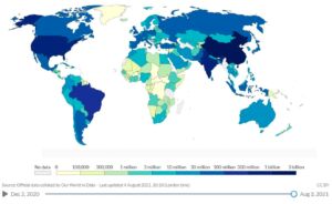 Fundação Rockefeller e o desenvolvimento da Saúde Global: contornos locais e circulações internacionais | História Debates e Tendências | 2021 2 Figura 1 – Mapa de vacinacao no mundo em 3 de agosto de 2021. undação Rockefeller