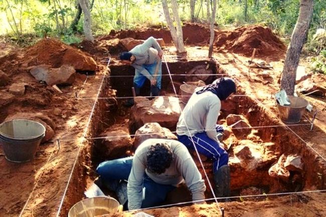 Escavacao arqueologica no Paranoa DF História e Arqueologia